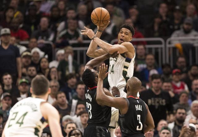  艾顿制霸禁区开拓者不敌太阳遭遇赛季第三次横扫  