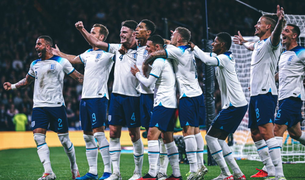  罗马太子爷传射建功，新生代力量扛起球队大旗  