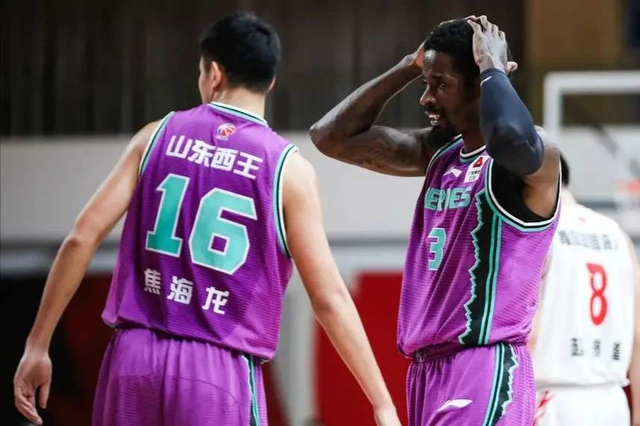  拜仁慕尼黑主场轻取斯图加特完美收官德甲常规赛